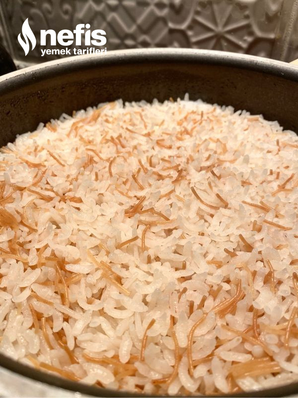 Tam Ölçülü Şehriyeli Pirinç Pilavı