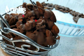 Bademli Çikolatalı İkramlıklar Tarifi