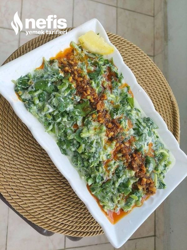 Bol Yeşillikli Semiz Otu Salatası