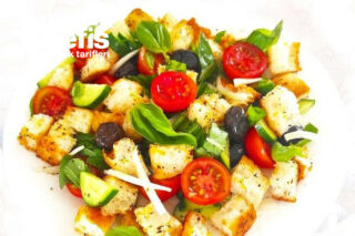 Panzanella Salatası (Kahvaltılara Yakışır) Tarifi