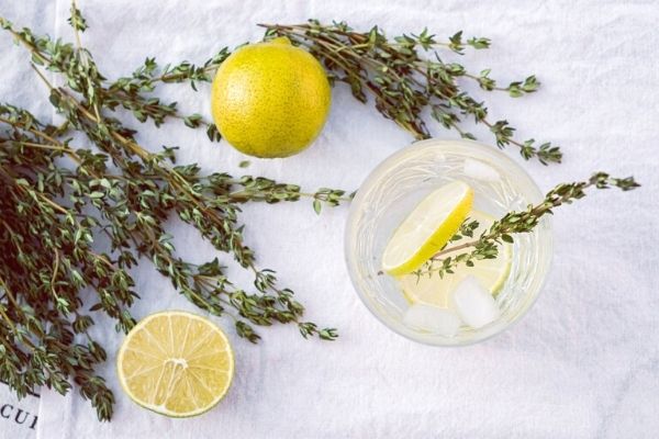 yüksek tansiyona karşı sarımsaklı limon