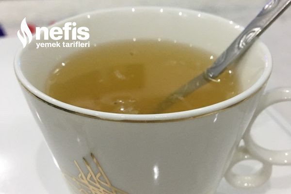 Grip Ve Boğaz Ağrısı İçin Ballı Limonlu Kekik Çayı Tarifi