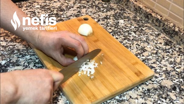 Kremalı Sarımsaklı Tavuk Tarifi Tavuğu Bu Sosla Pişirin (Videolu)