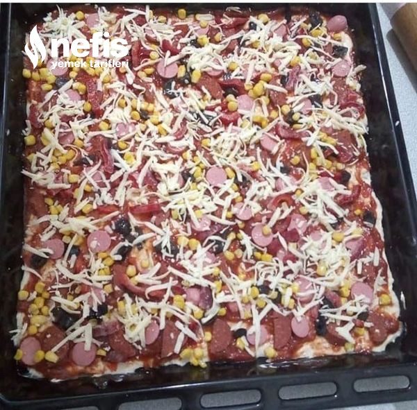 Teremyağlı Bol Malzemeli Pizza