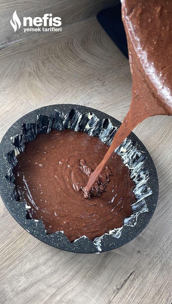 Brownie Tadında Kakaolu Pamuk Kek