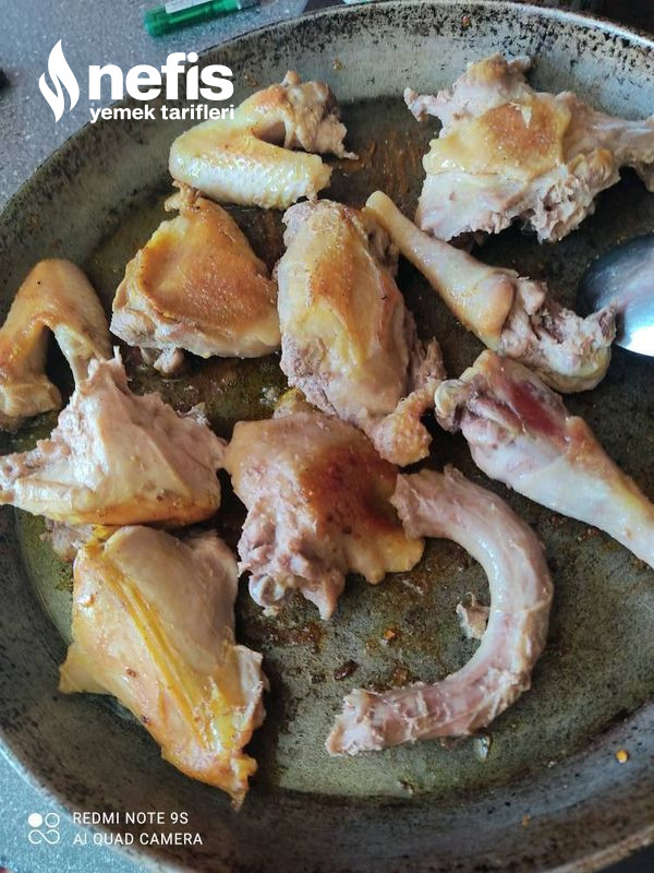 Tavuk Eti Ve Patates Sade Bir Yemek (Azeri Mutfağından)