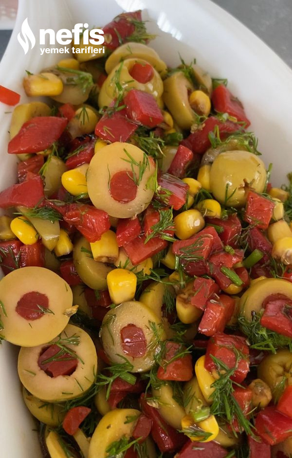 Köz Biberli Zeytin Salatası