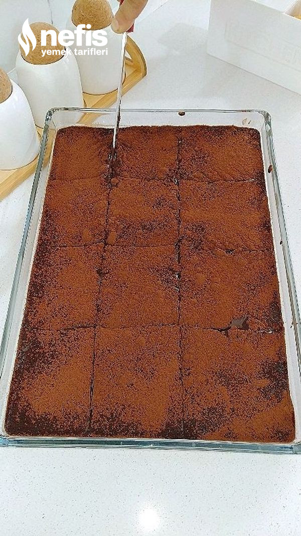 Çikolata Soslu Kedidili Pasta (Her Gün Yapmak İsteyeceksiniz)