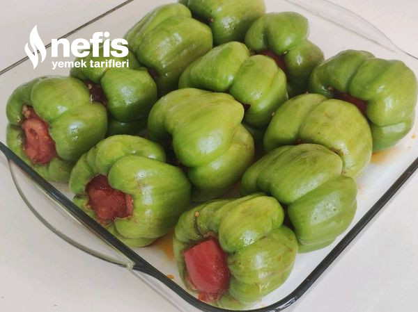 Πιπεριές Γεμιστές στο Φούρνο με τη Γευστική τους Γεύση (με βίντεο)