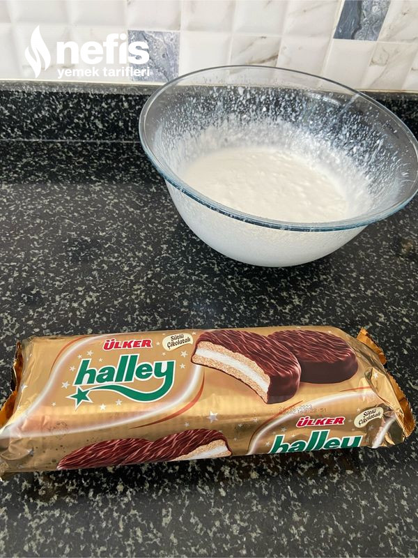 Halley Pastası