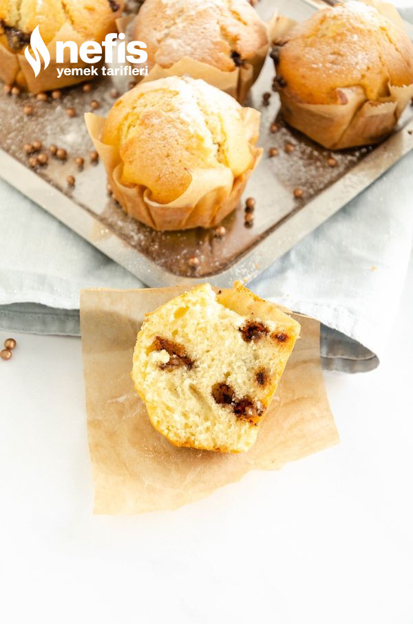 Damla Çikolatalı Muffin (Pastane Tadında)