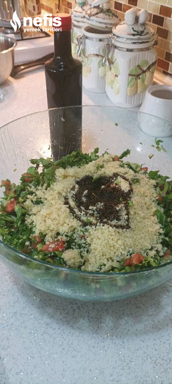 Tabule Lübnan Salatası