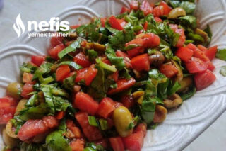 Rokalı Zeytin Salatası Tarifi