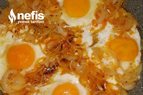 Yumurtalı Soğan Kavurması Tarifi (Kahvaltılık)