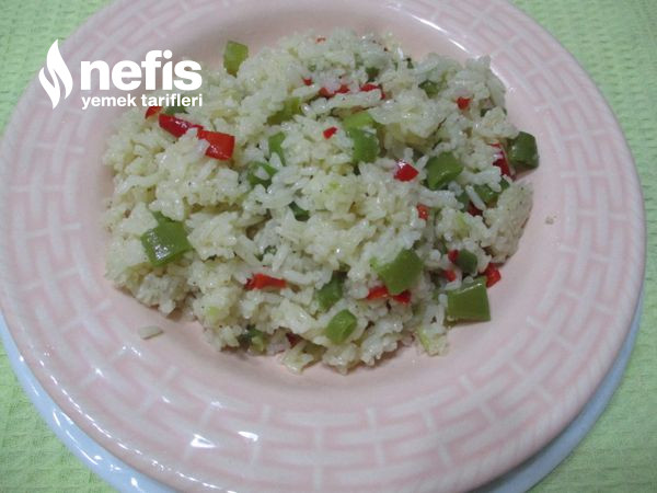 Taze Yeşil Fasulyeli Pirinç Pilavı