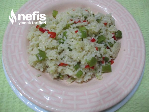 Taze Yeşil Fasulyeli Pirinç Pilavı