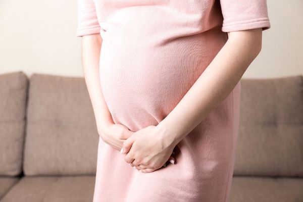 hamilelikte karın ağrısı nasıl geçer