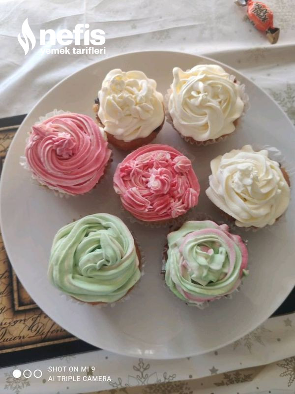 Kremalı Cupcake