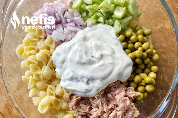 Nefis Sosuyla: Ton Balıklı Makarna Salatası
