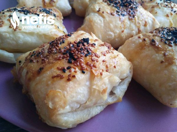 Kabarmaya Doymayan Çıtır Börek