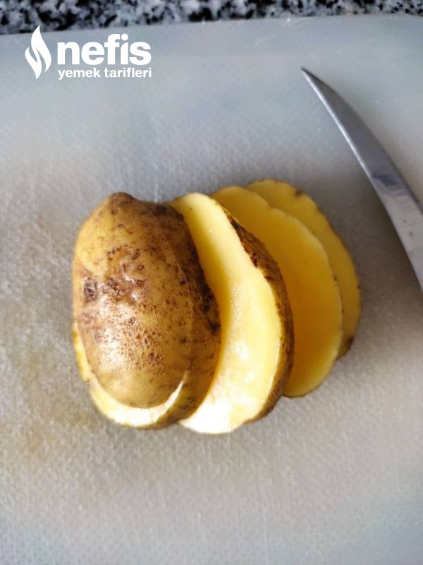 Çıtır Çıtır Baharatlı Kabuklu Patates
