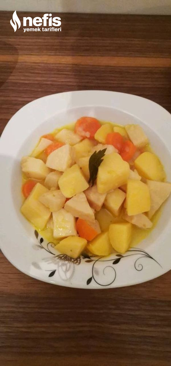 Zeytinyağlı Kereviz Yemeği (Portakal Sulu)