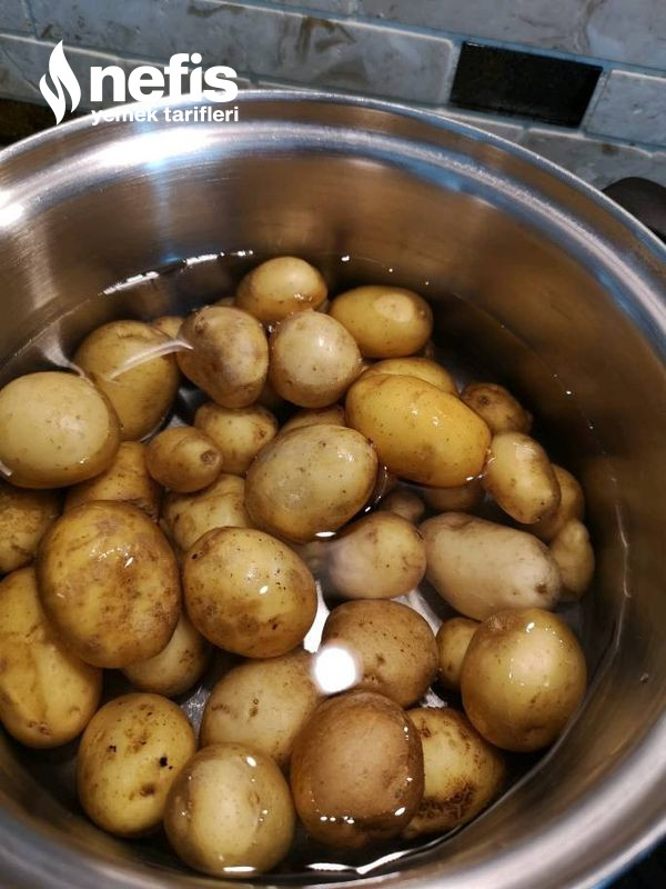 Baharatlı Kașarlı Baby Patates