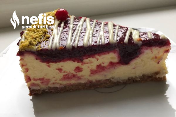 Kırmızı Meyveli Cheesecake Tarifi