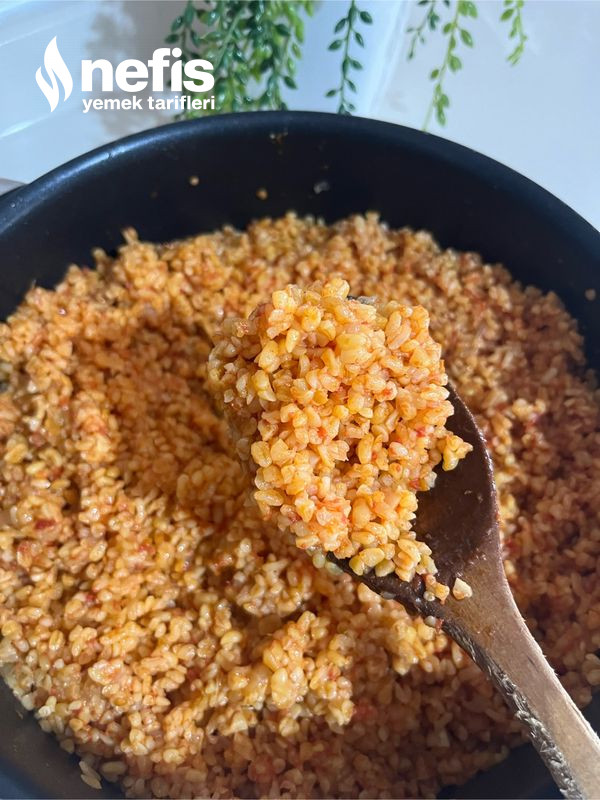 Domatesli Bulgur Pilavı