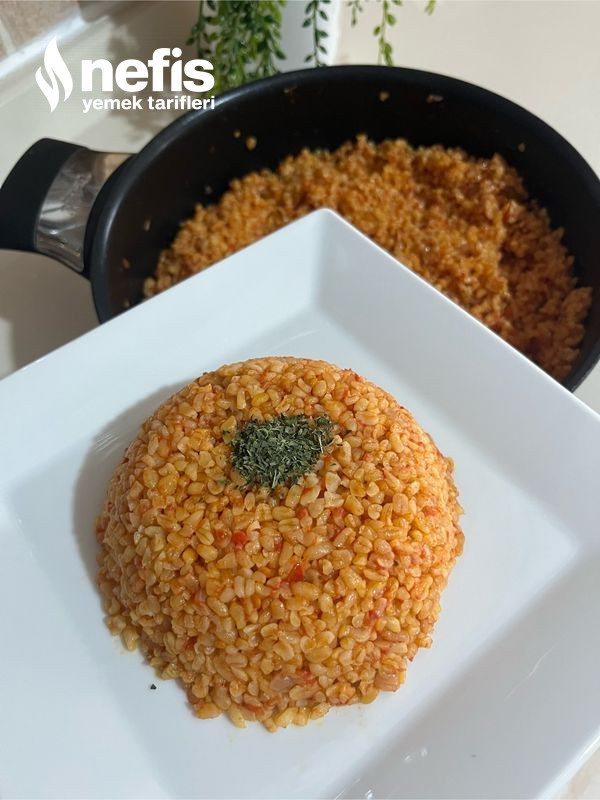 Domatesli Bulgur Pilavı