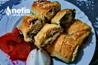 Bu Tarifle Pırasa Sevmeyen Kalmayacak Pırasalı Kol Böreği Tarifi