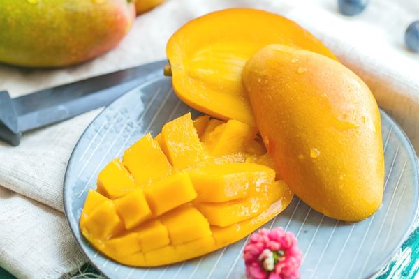 mango nasıl yenir