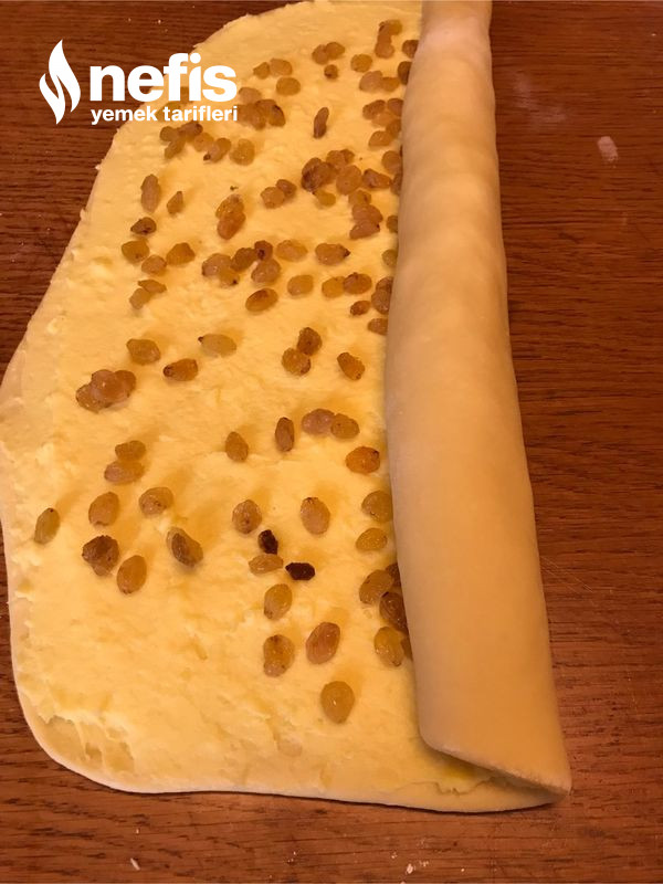 Pastacı Kremalı Şekerli Çörek (Brioche Creme Patisserie)