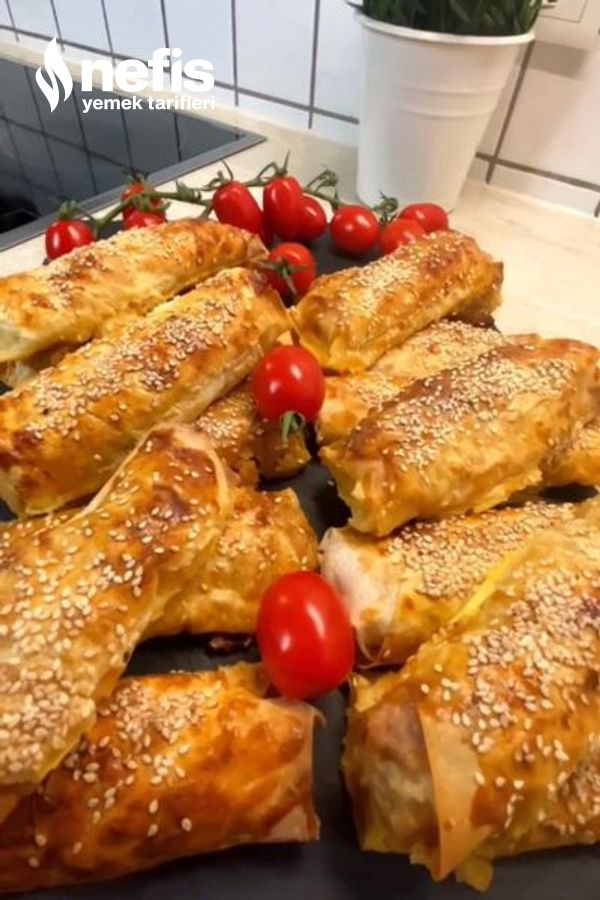 Kıymalı Rulo Börek