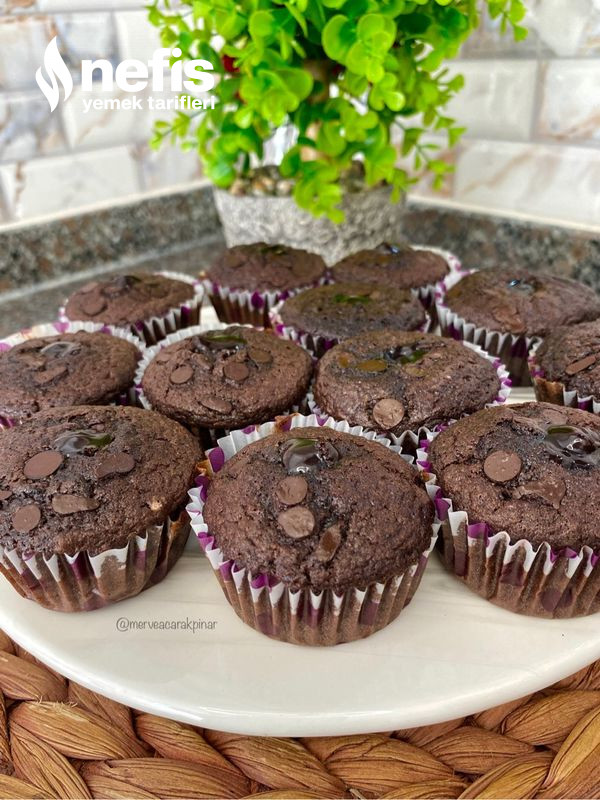 Browni Tadında Çikolatalı Muffinler