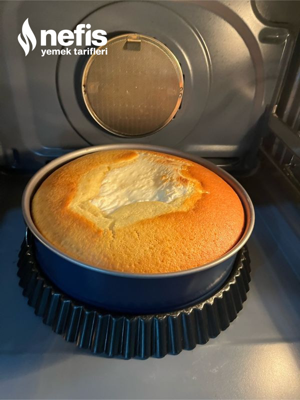 Magma Kek (Cheesecake Sufle Karışımı Muhallebi Dolgulu)