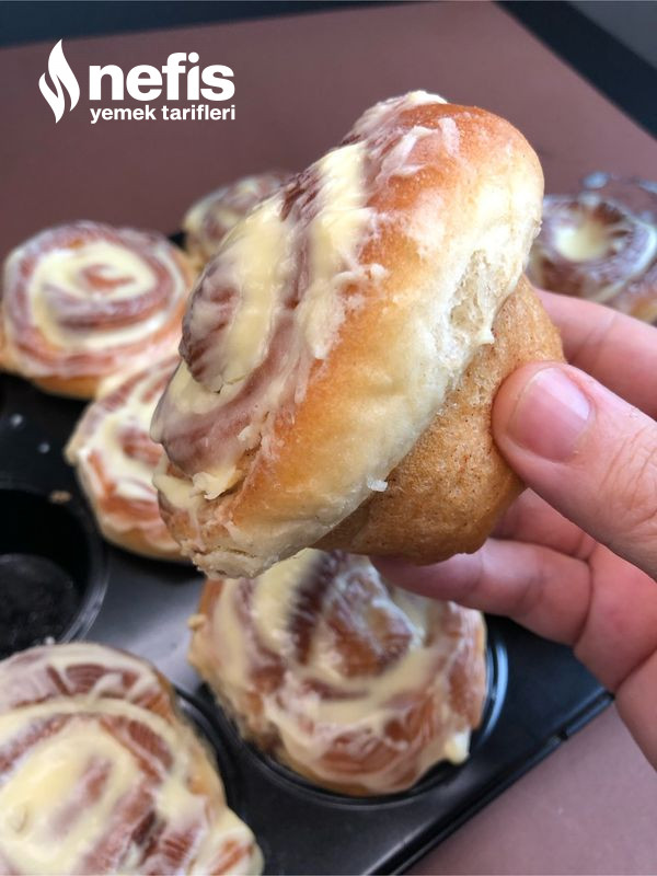 Yumuşacık Tarçınlı Çörek Cinnomon Rolls