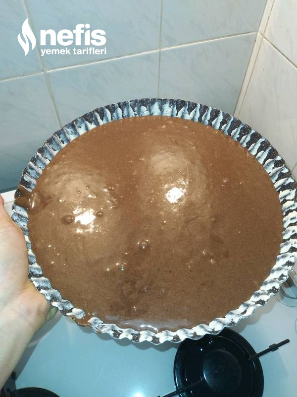 Çikolatalı Krem Şantili Kek