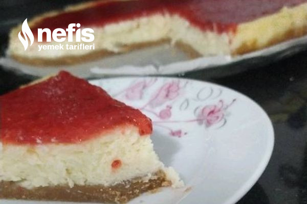 Çilekli Cheseecake Tarifi