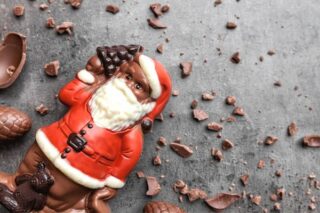 Yılbaşı Çikolataları: Hediyelik Tatlı Sürprizler! Tarifi