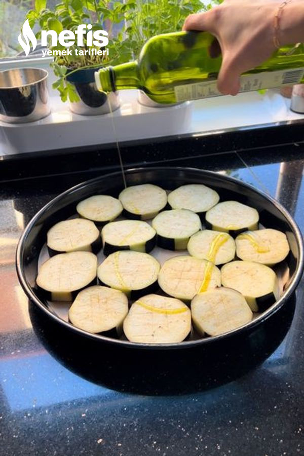 Domates Soslu Patlıcan