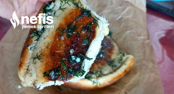 Özel Sosuyla Fırınsız Tavada Ekmek Videolu