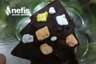 Kurabiye Kalıbında Yılbaşı Çikolatası Tarifi