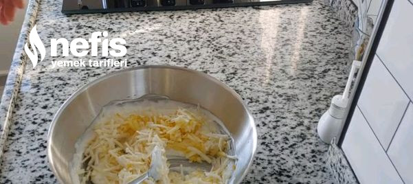 Üçgen Peynirli Yoğurtlu Kereviz Salatası (Mutlaka Defterinizde Olmalı) (Videolu)