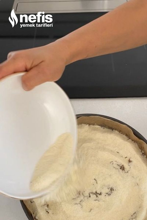 İrmikli Elma Pastası (Çok Sevilecek- Mutlaka deneyin)