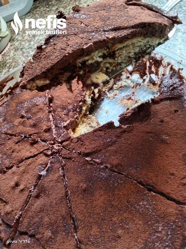 Bitter Çikolata Parçalı Mozaik Pasta