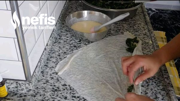 Patatesli Ve Ispanaklı Gül Börek (Tüm Püf Noktaları İle) (Videolu)