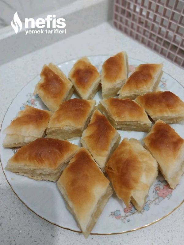 Erzurum Yöresine Ait İçli Makanda Baklavası (Şerbetsiz)(Mutlaka Deneyin Çok Lezzetli Oluyor)