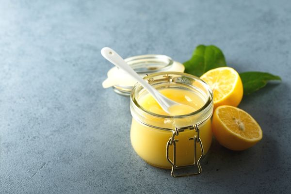 limon yumurta akı maskesi