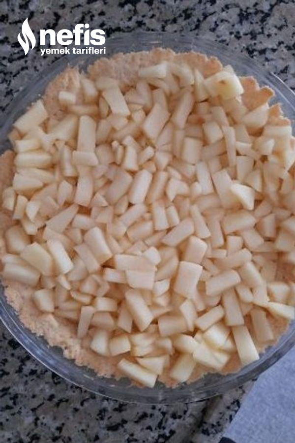 Elma Pastası (Apfelsahne Torte)